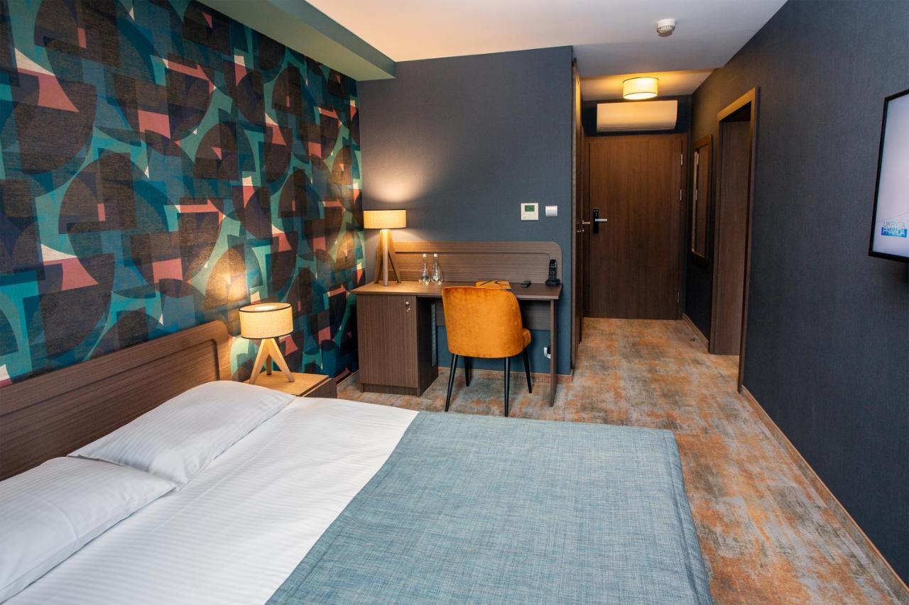 Hotel Styl 70 프스차이나 외부 사진